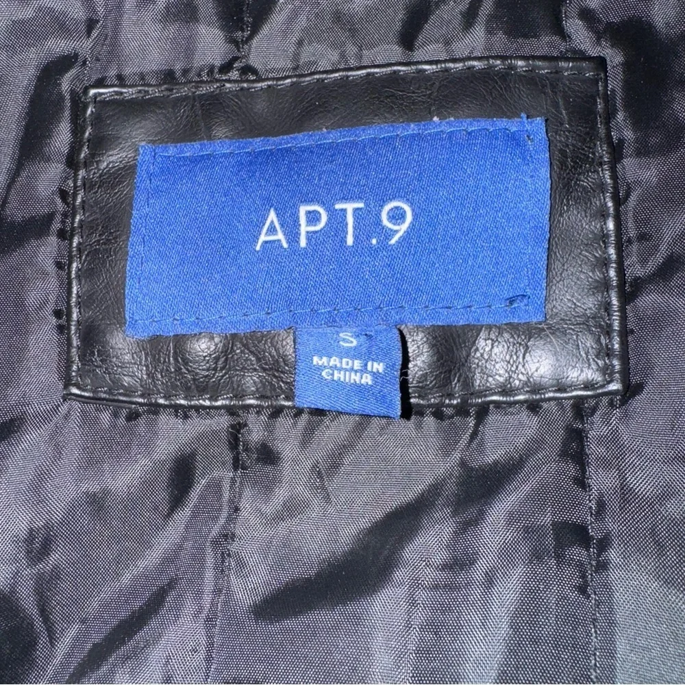 Apt. 9 Faux Leather Jacket with Removable Hoodie Women’s Small Black - Picture 4 of 8